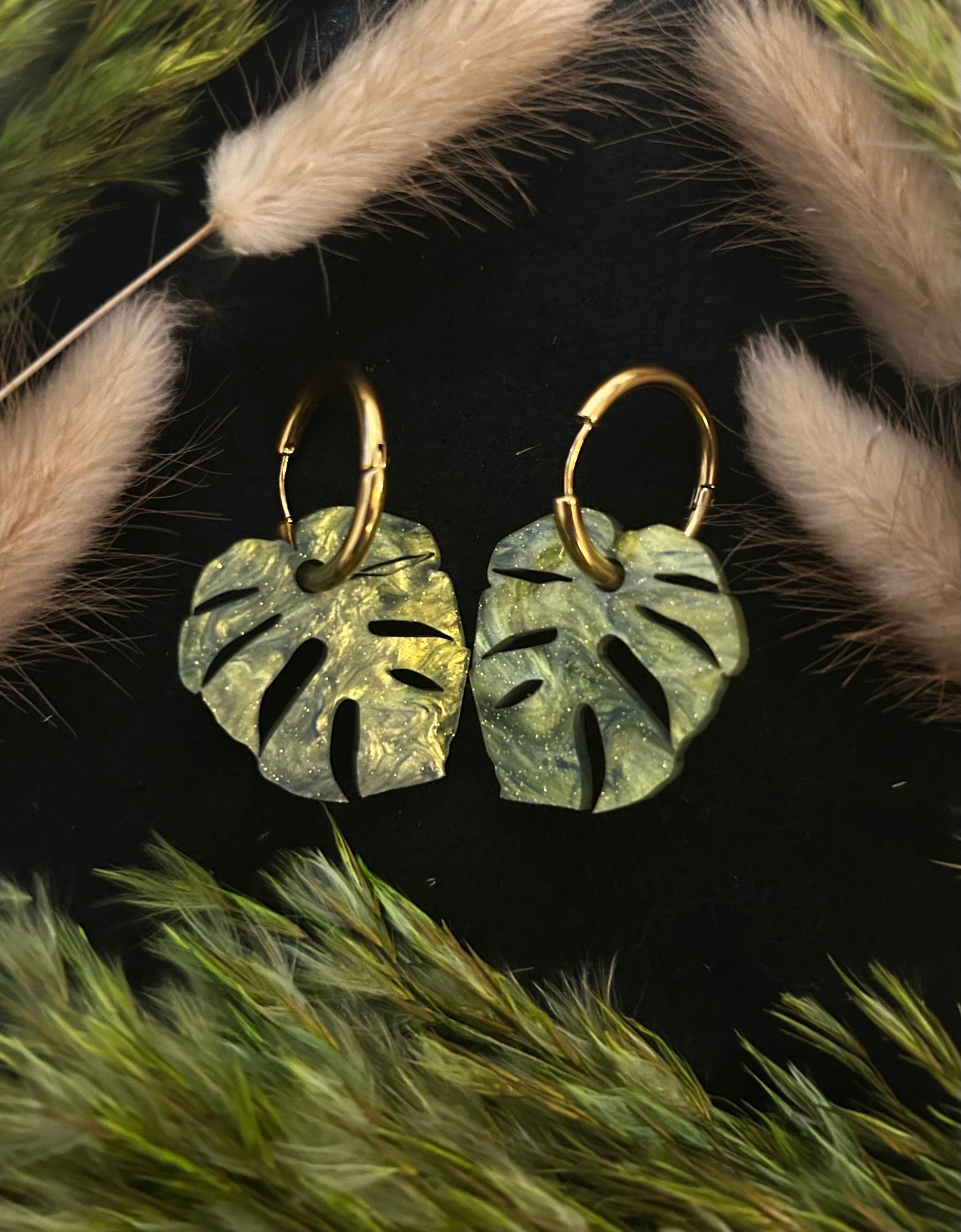 Vera earring, spring green