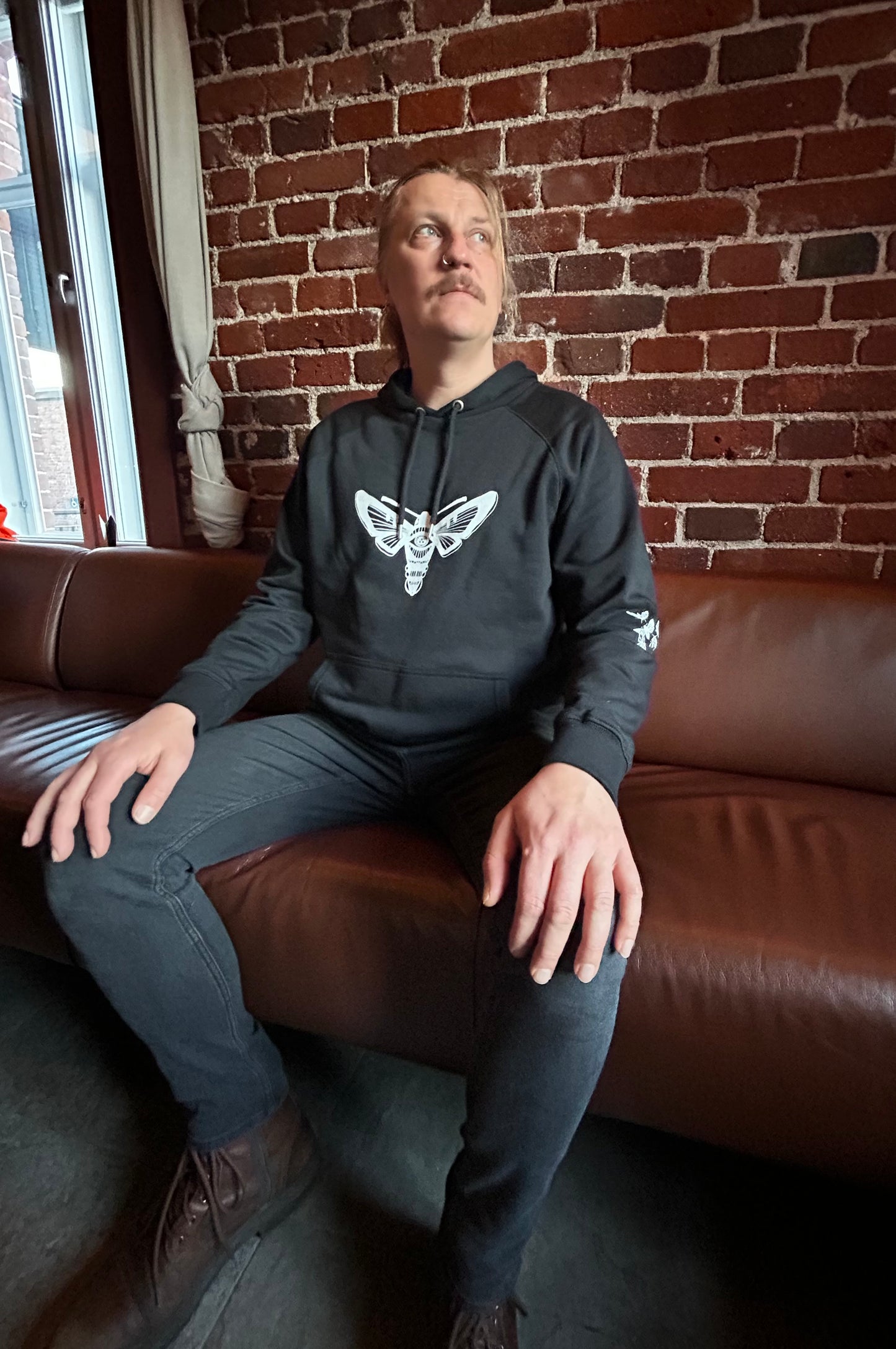 Unisex eco raglan hoodie, Moth Print