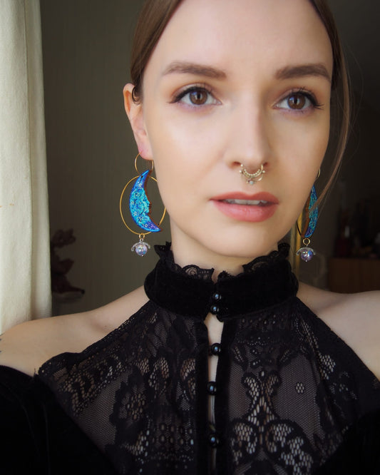 Kuutar korvakorut / Lunar goddess earrings